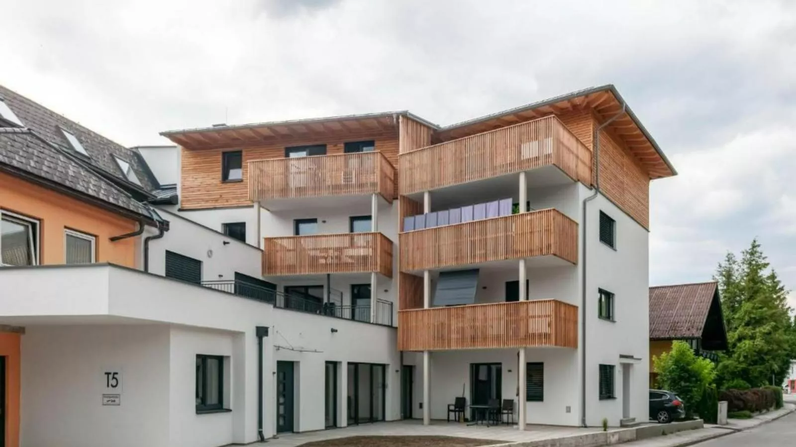 Grimming-Buitenkant zomer