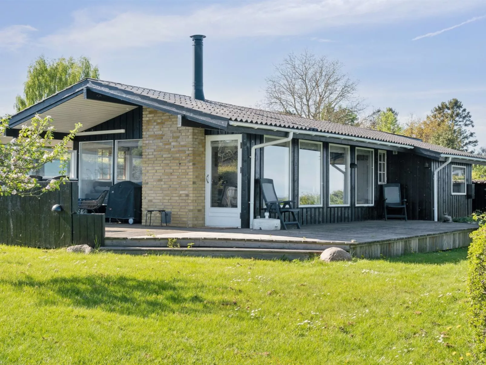 "Titta" - 10m to the fjord-Buiten