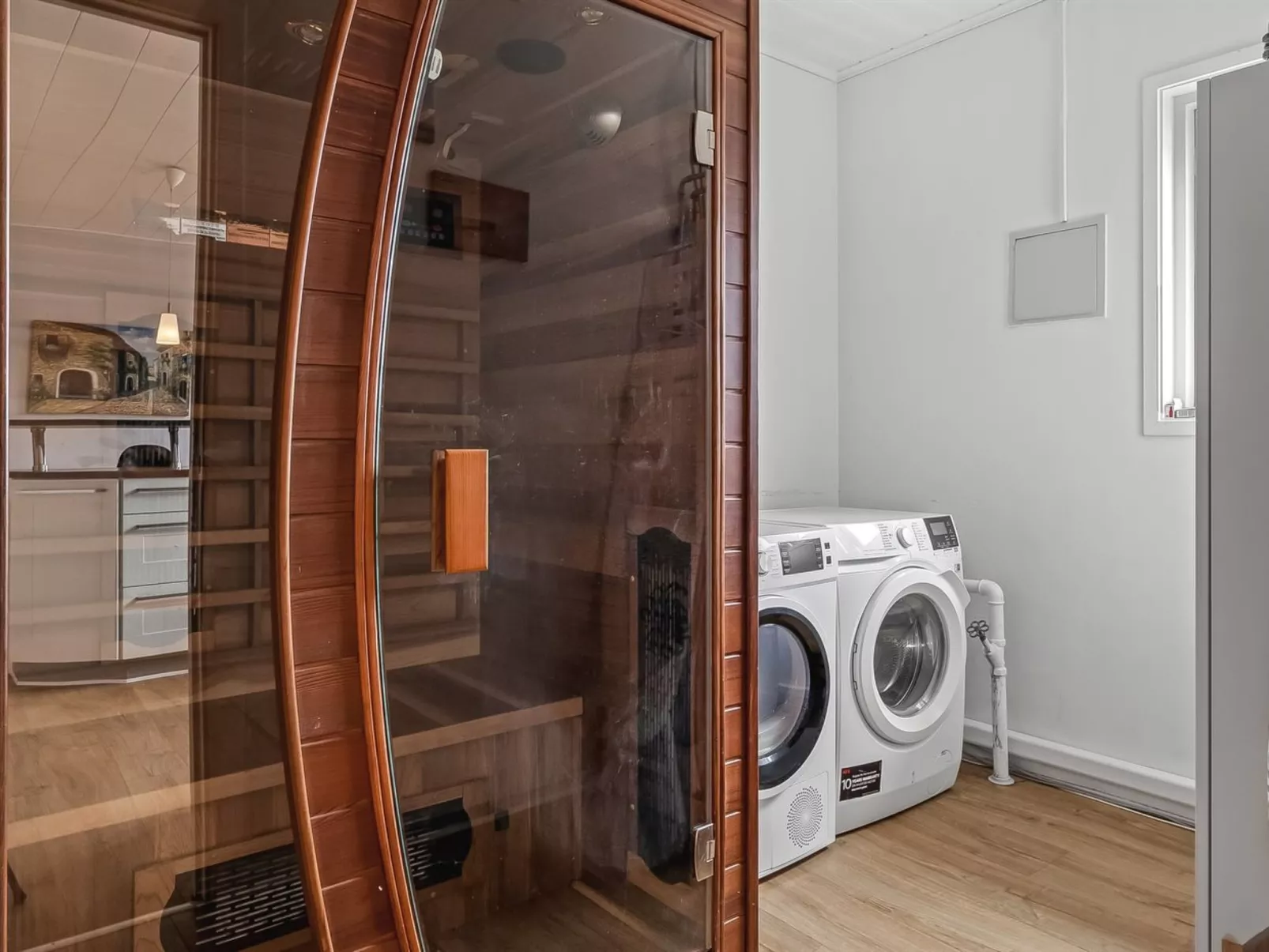 "Martinette" - 4.7km from the sea-Binnen