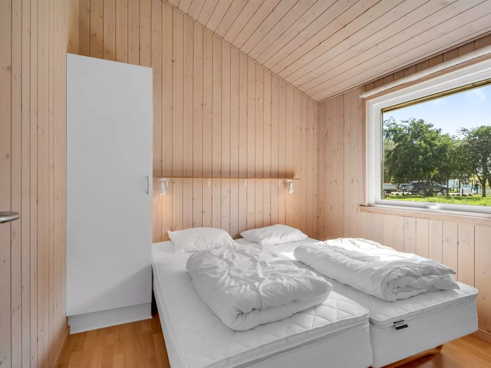 "Alvina" - 45m from the sea-Binnen