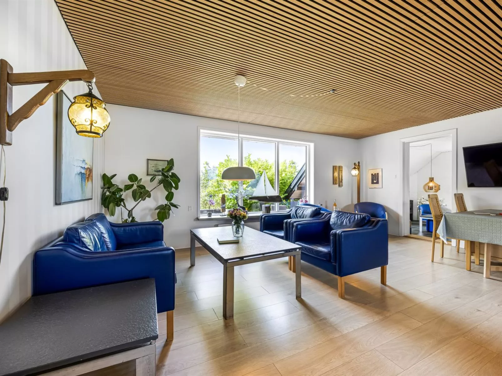 "Solvey" - 400m from the sea-Binnen