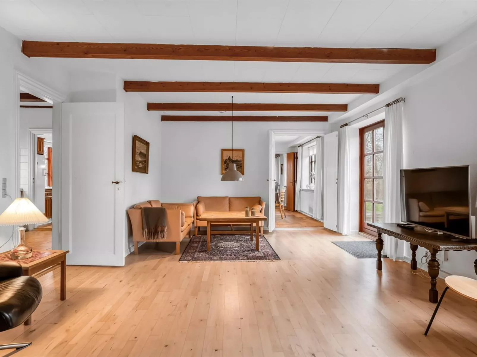 "Eva" - 9km to the fjord-Binnen