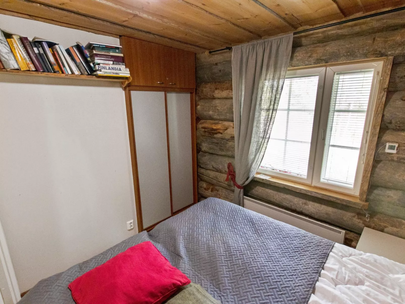 Hankipolku 7b / ukuli-Binnen