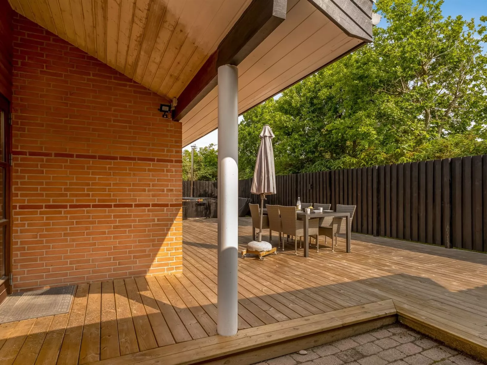 "Gitte" -  from the sea-Buiten