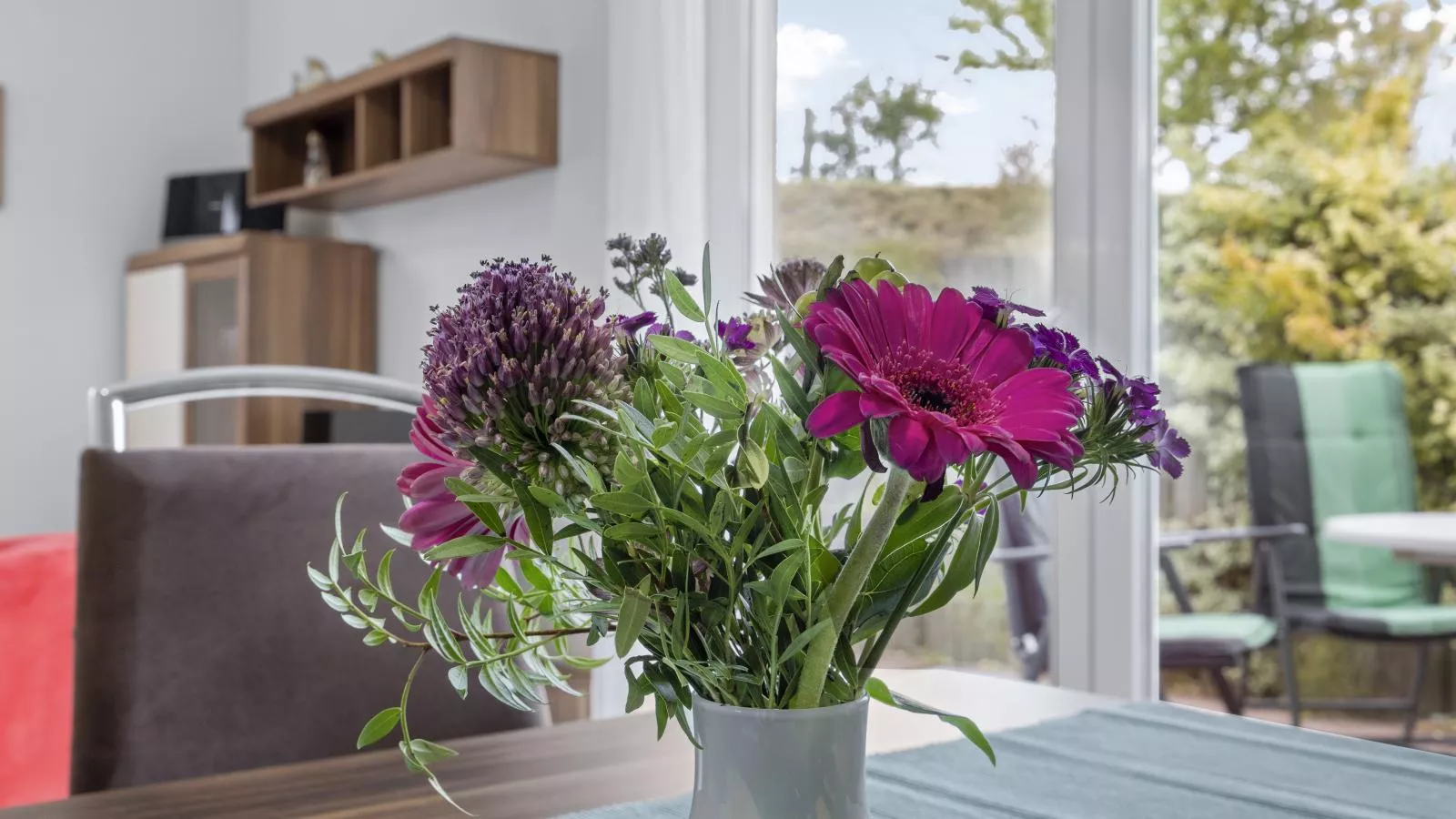 Stranddistel links mit Sauna-Sfeer