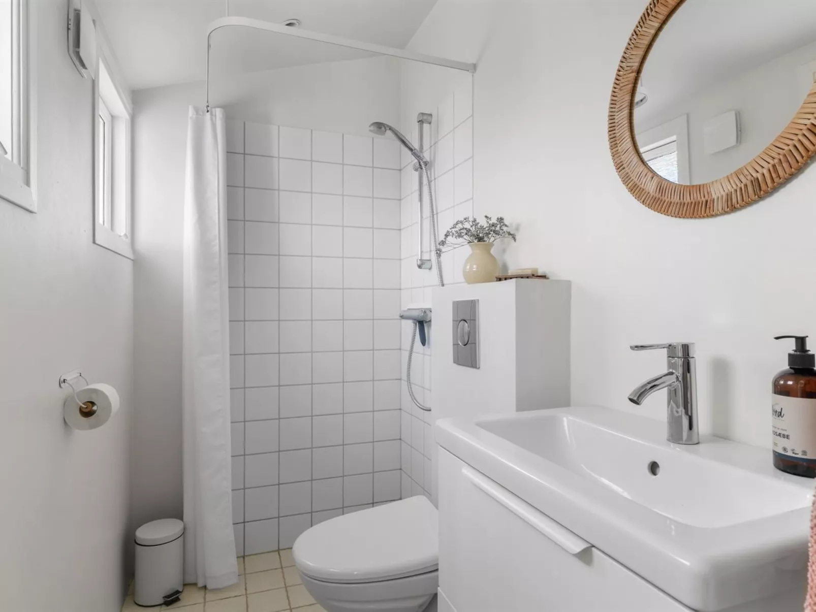 "Iven" - 140m from the sea-Binnen