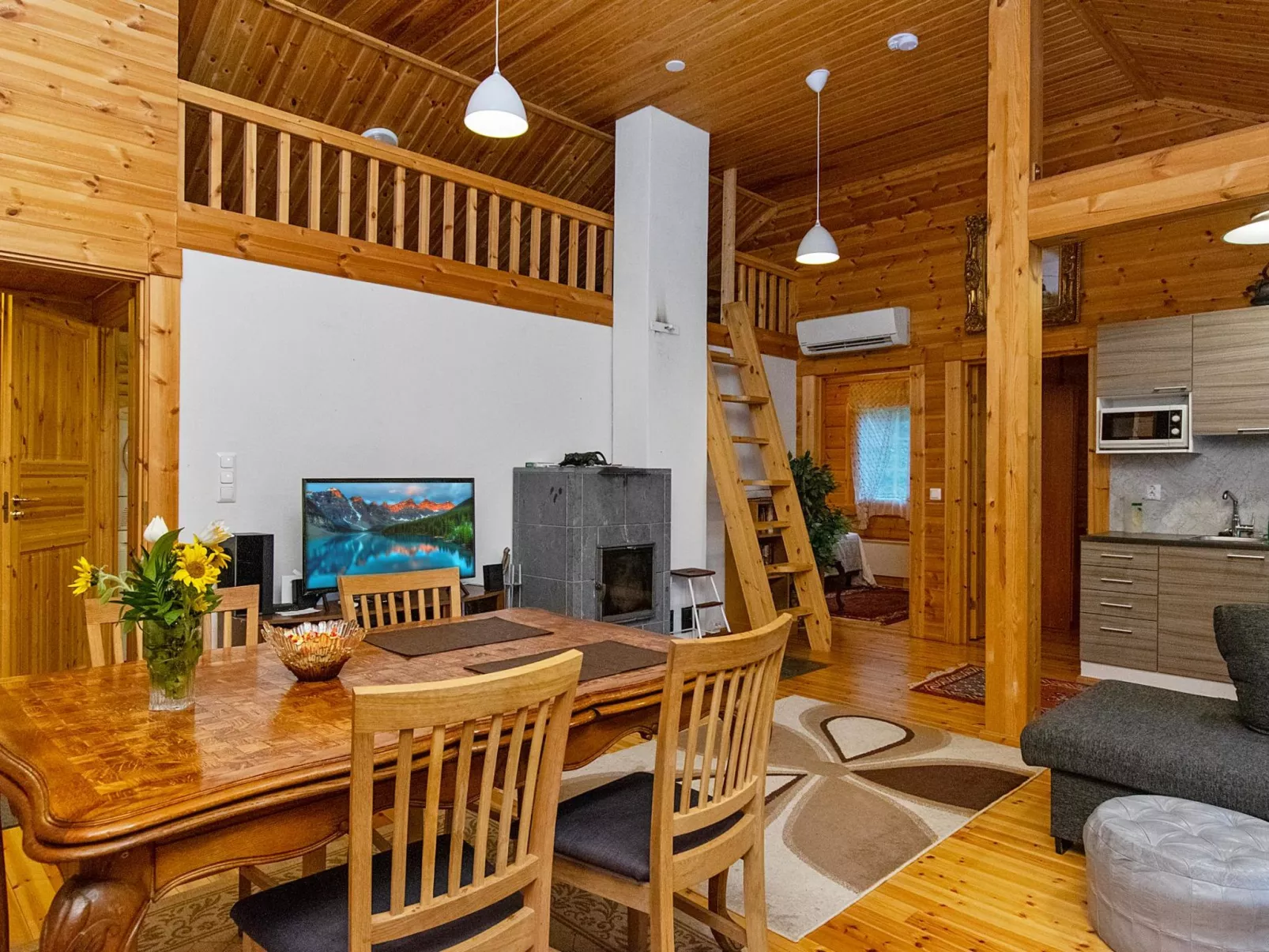 Mökki mikkola-Binnen