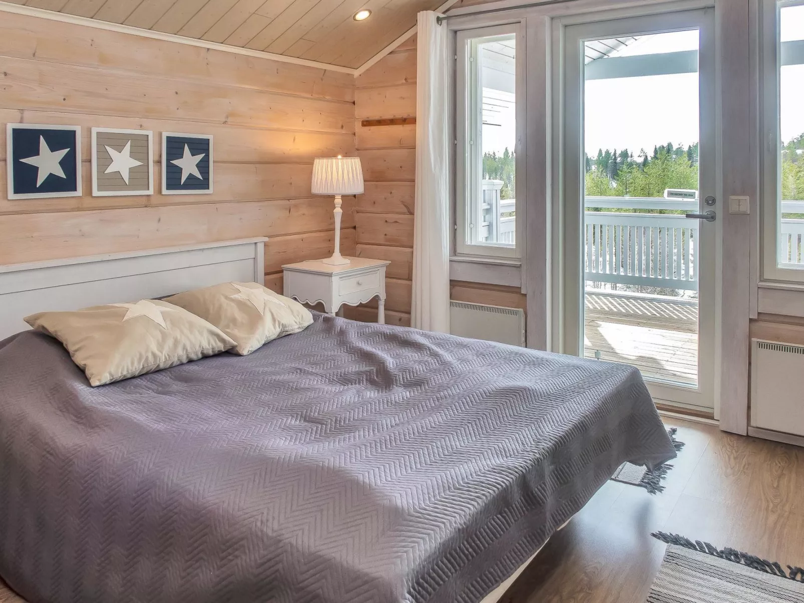 Saaruan aurinko-Binnen