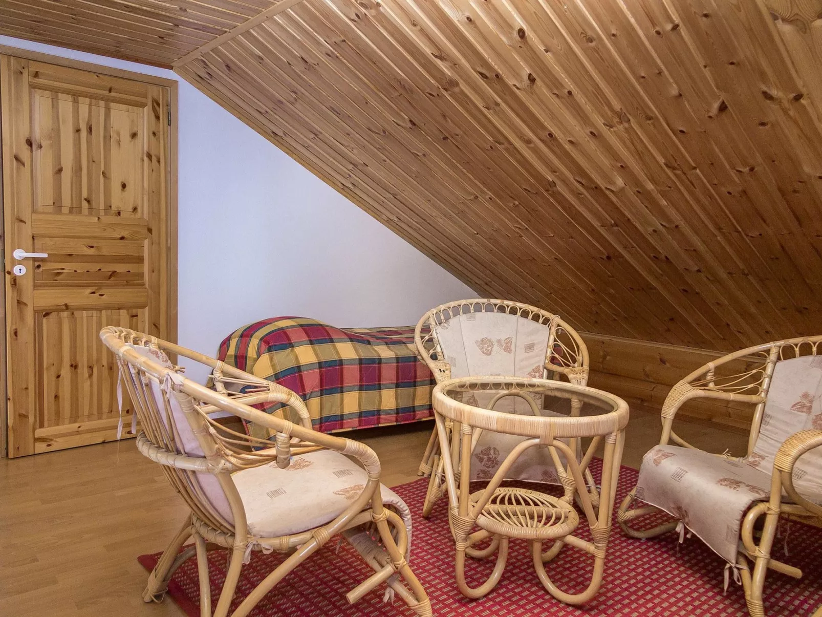 Peiponpesä a-Binnen