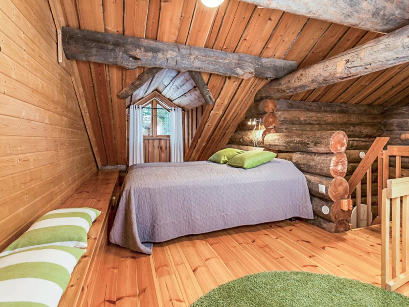 Hillankukka 5-Binnen