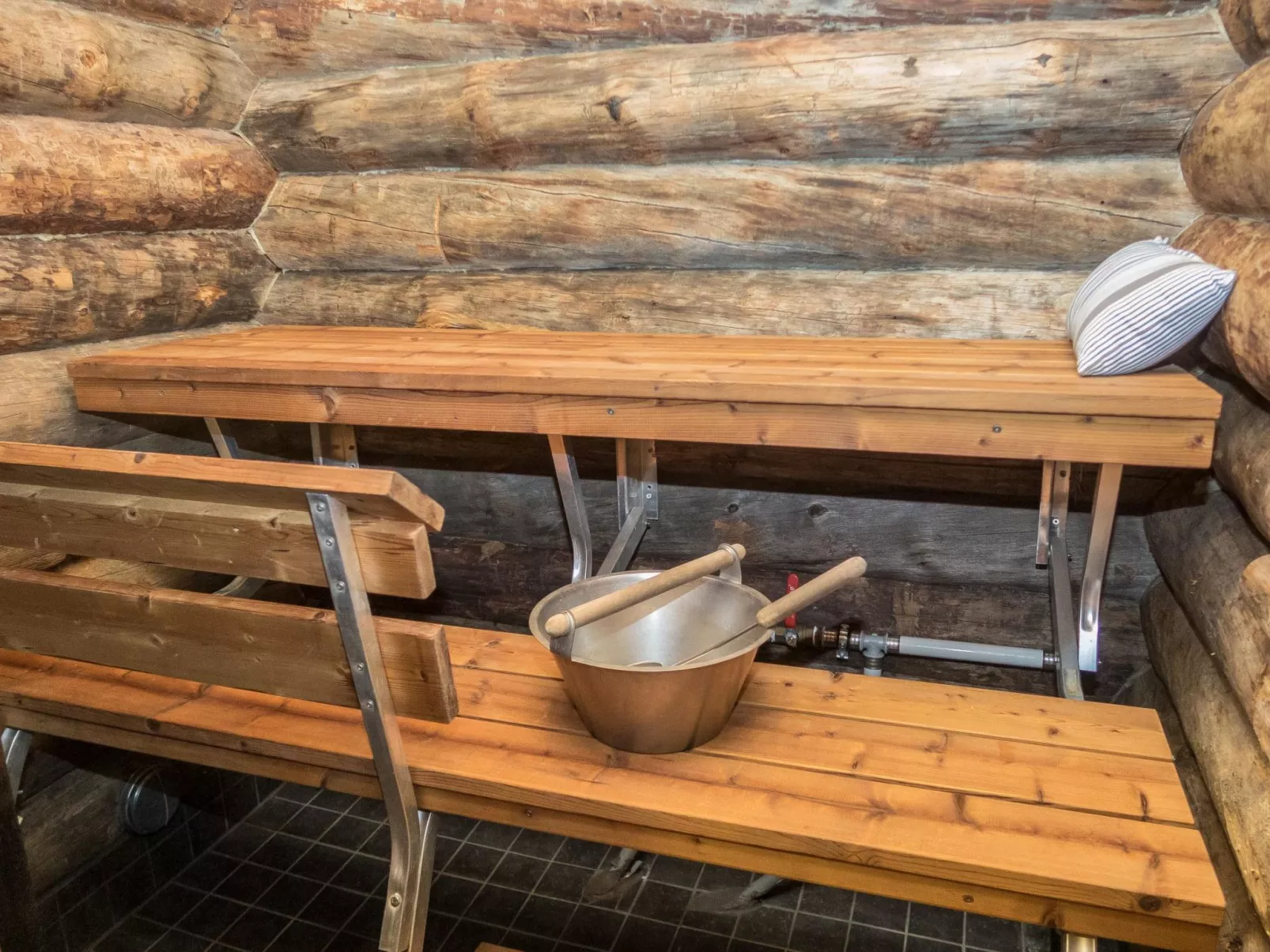 Salmikangas f1-Binnen