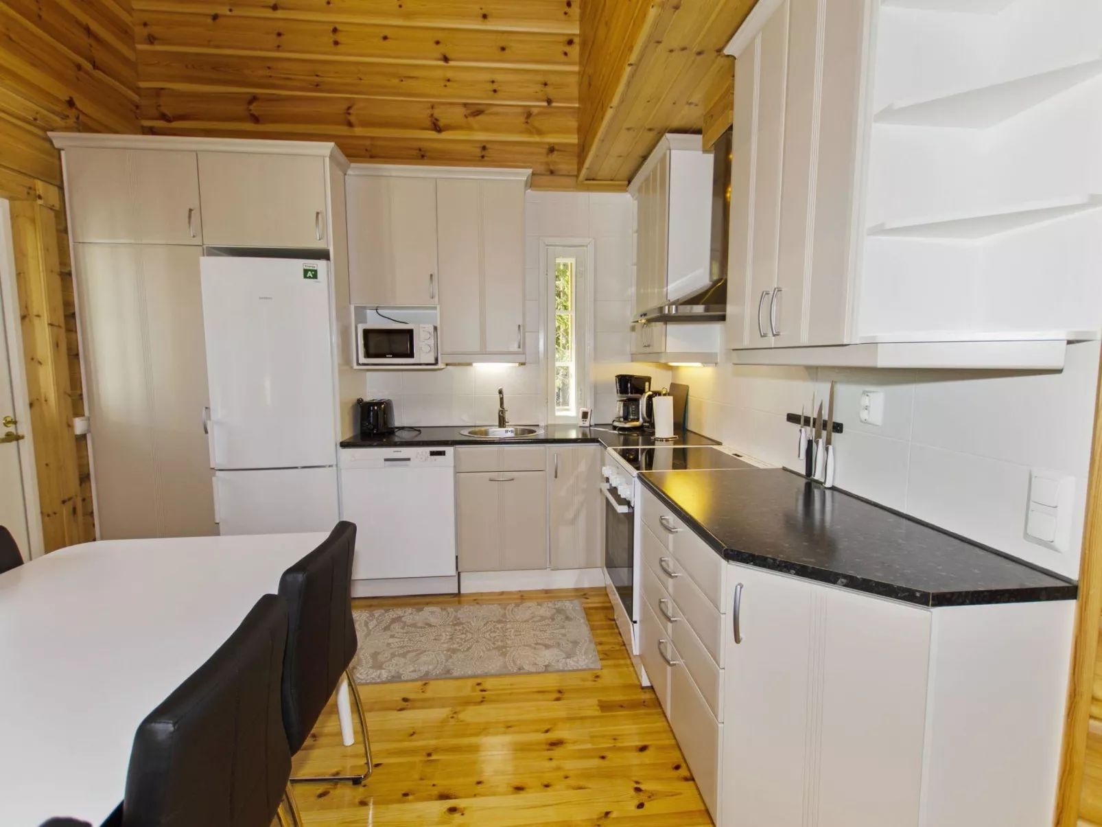 Villa eläntätila-Binnen