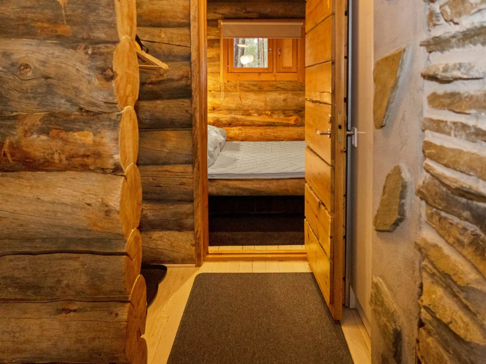 Hakojärven kelomajat 2-Binnen