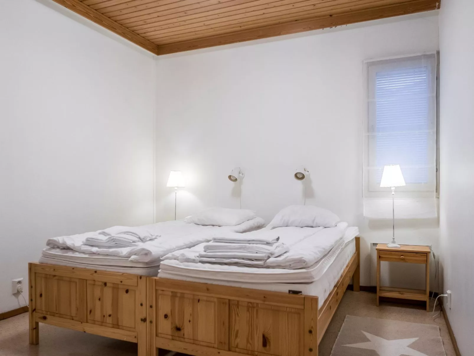 Lomakatti 10b-Binnen