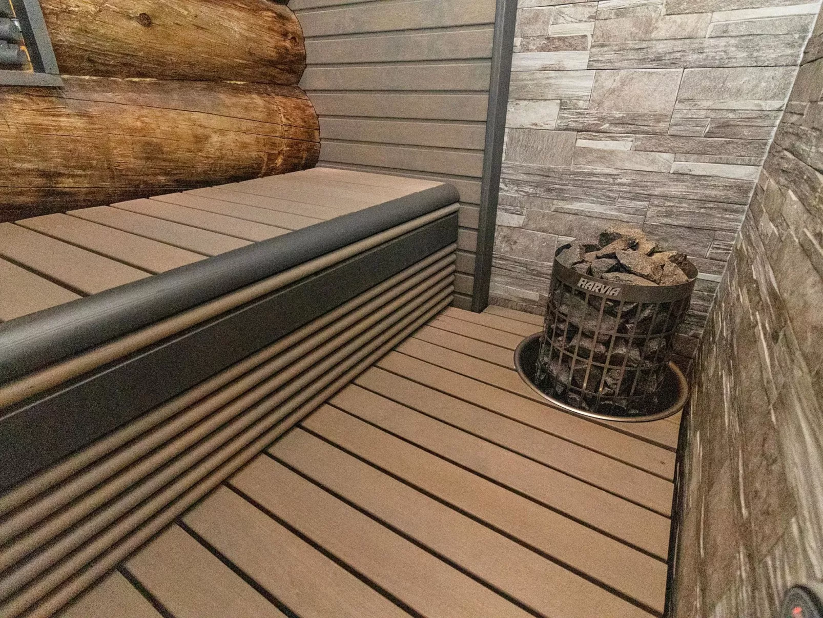 Agenttimajat 2-Binnen