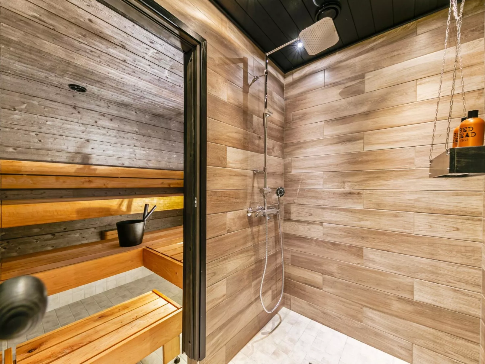 Levin hetki a-Binnen