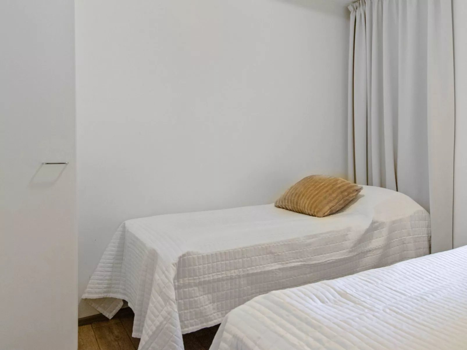 Skivillas 47 ukkohalla (a8)-Binnen