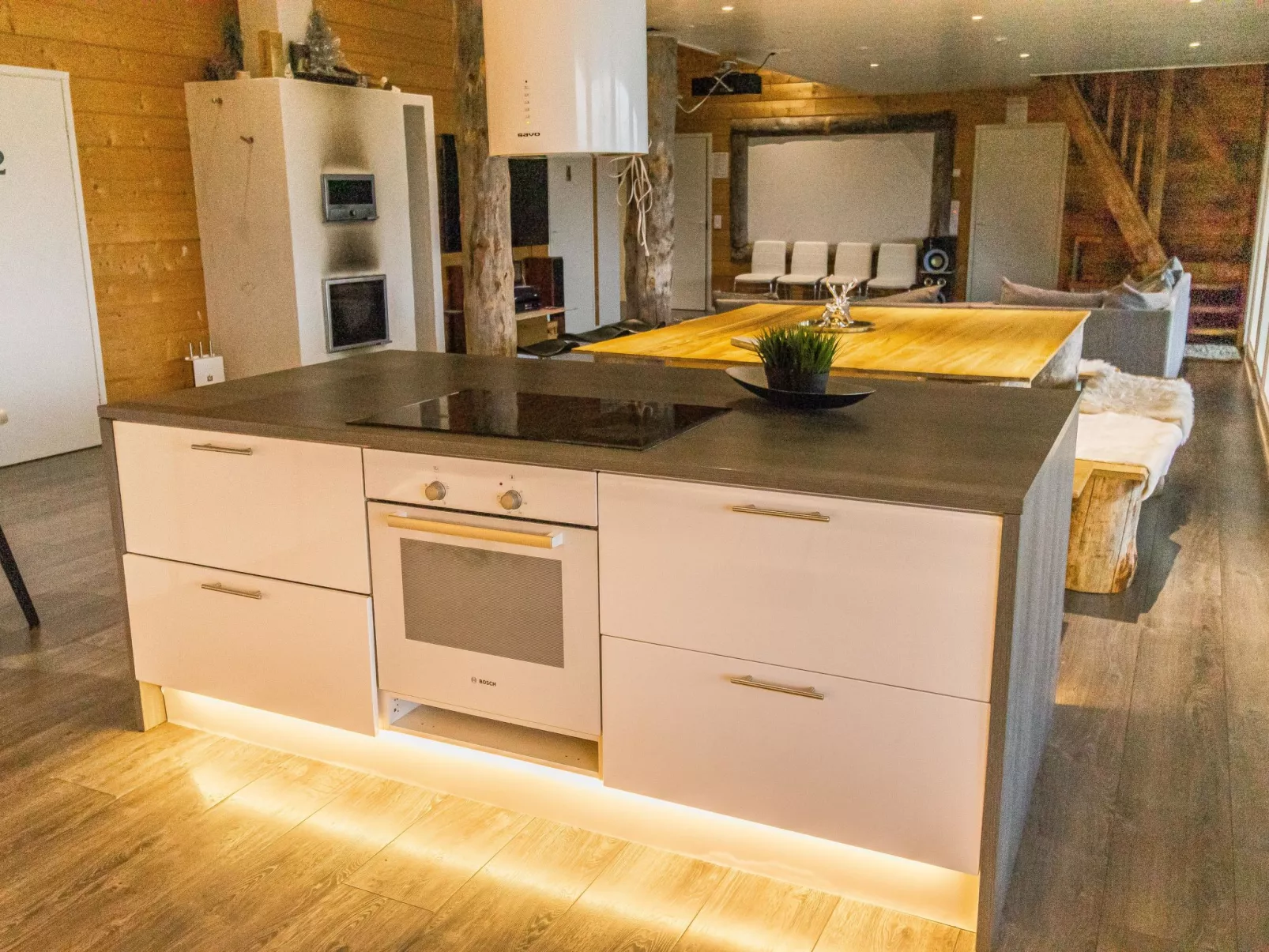 Ellivuori west 1-Binnen