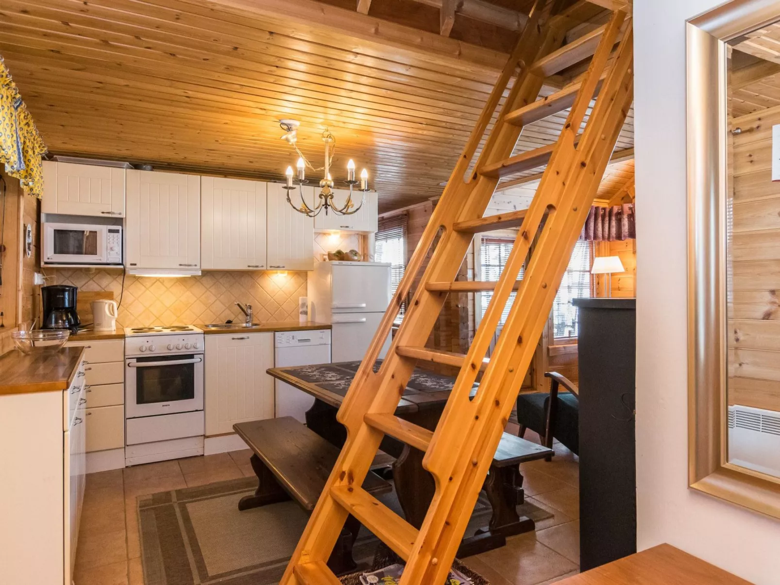 Puolen hehtaarin metsä-Binnen