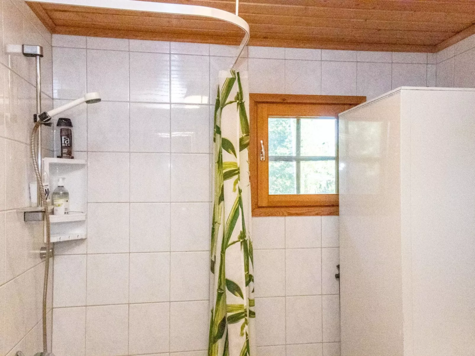 Rinnepelto lomamökit-Binnen