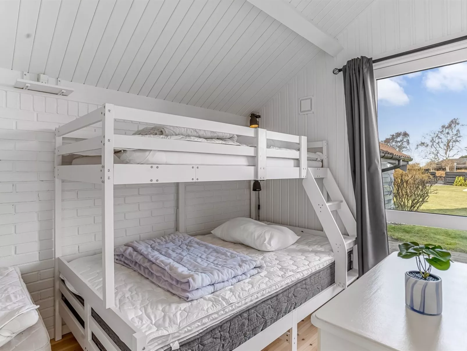 "Darina" - 150m from the sea-Binnen