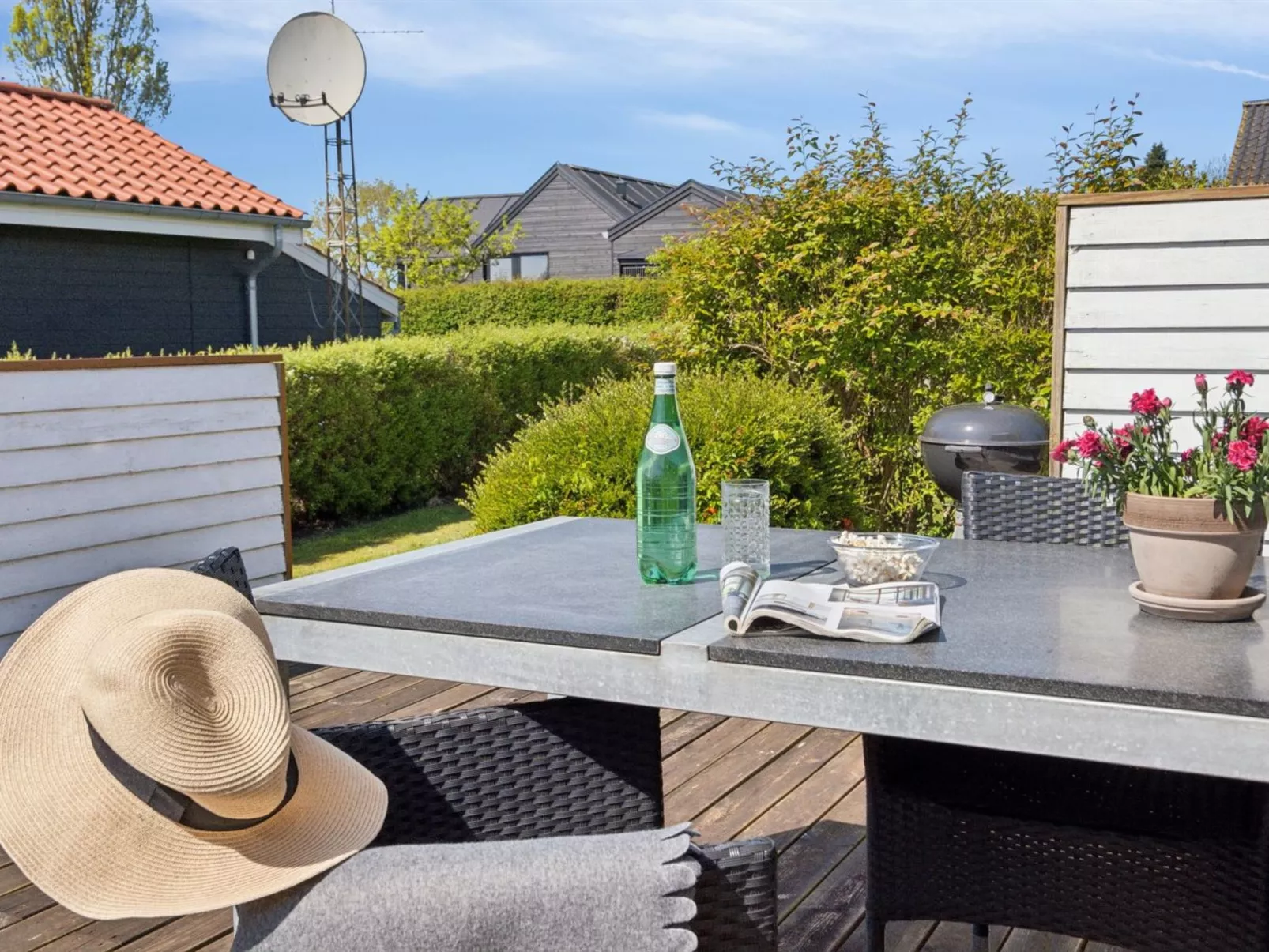 "Hira" - 200m from the sea-Buiten