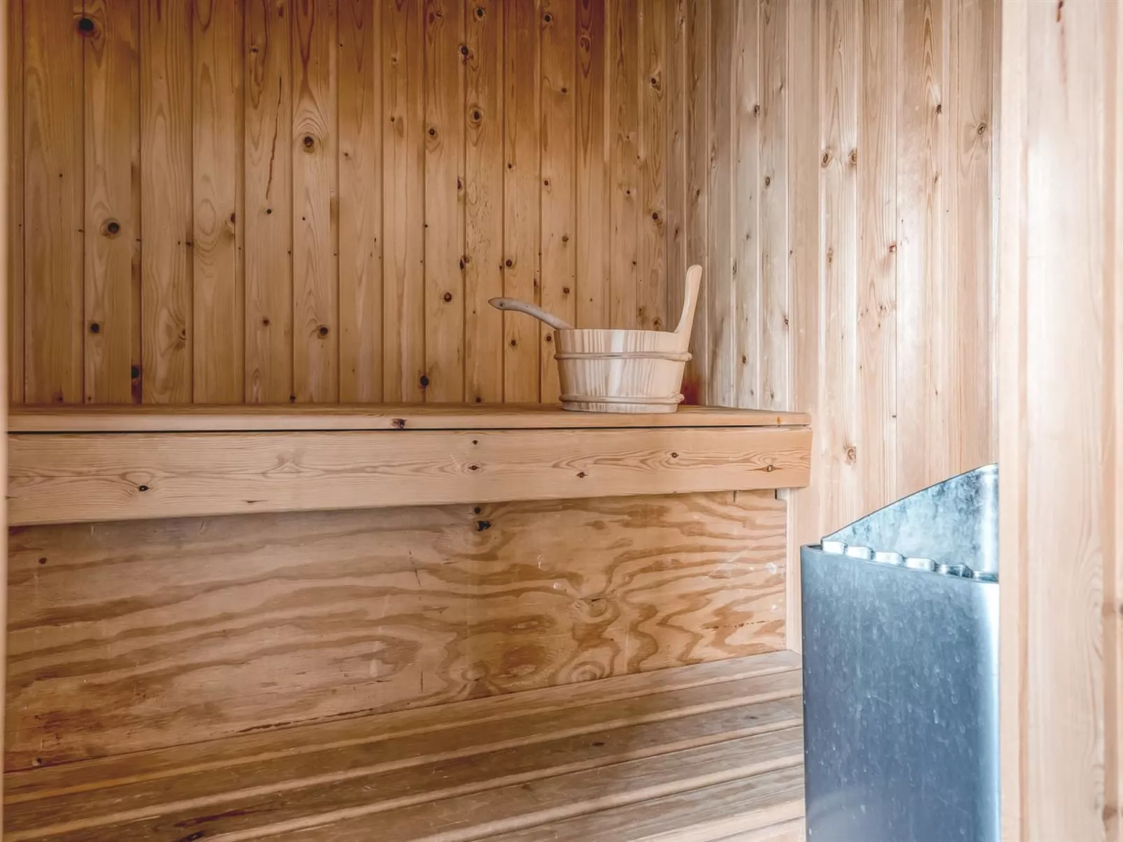 "Christan" - 350m from the sea-Binnen