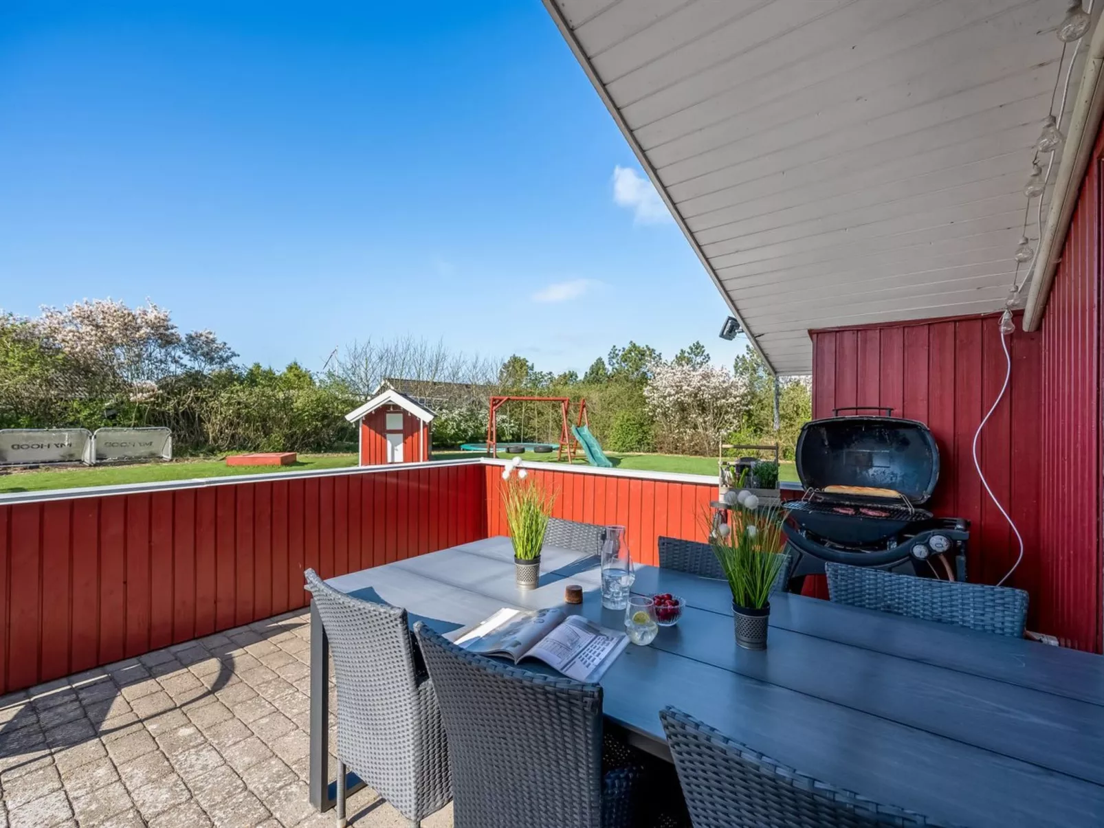 "Seba" - 1km to the fjord-Buiten