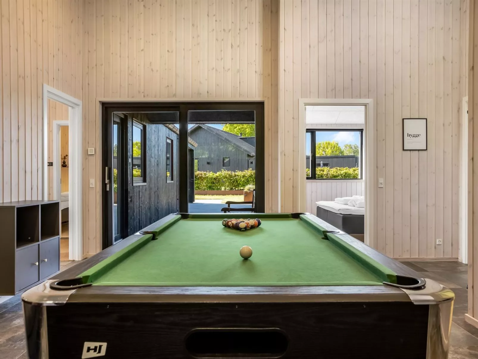 "Goesta" - 250m from the sea-Binnen