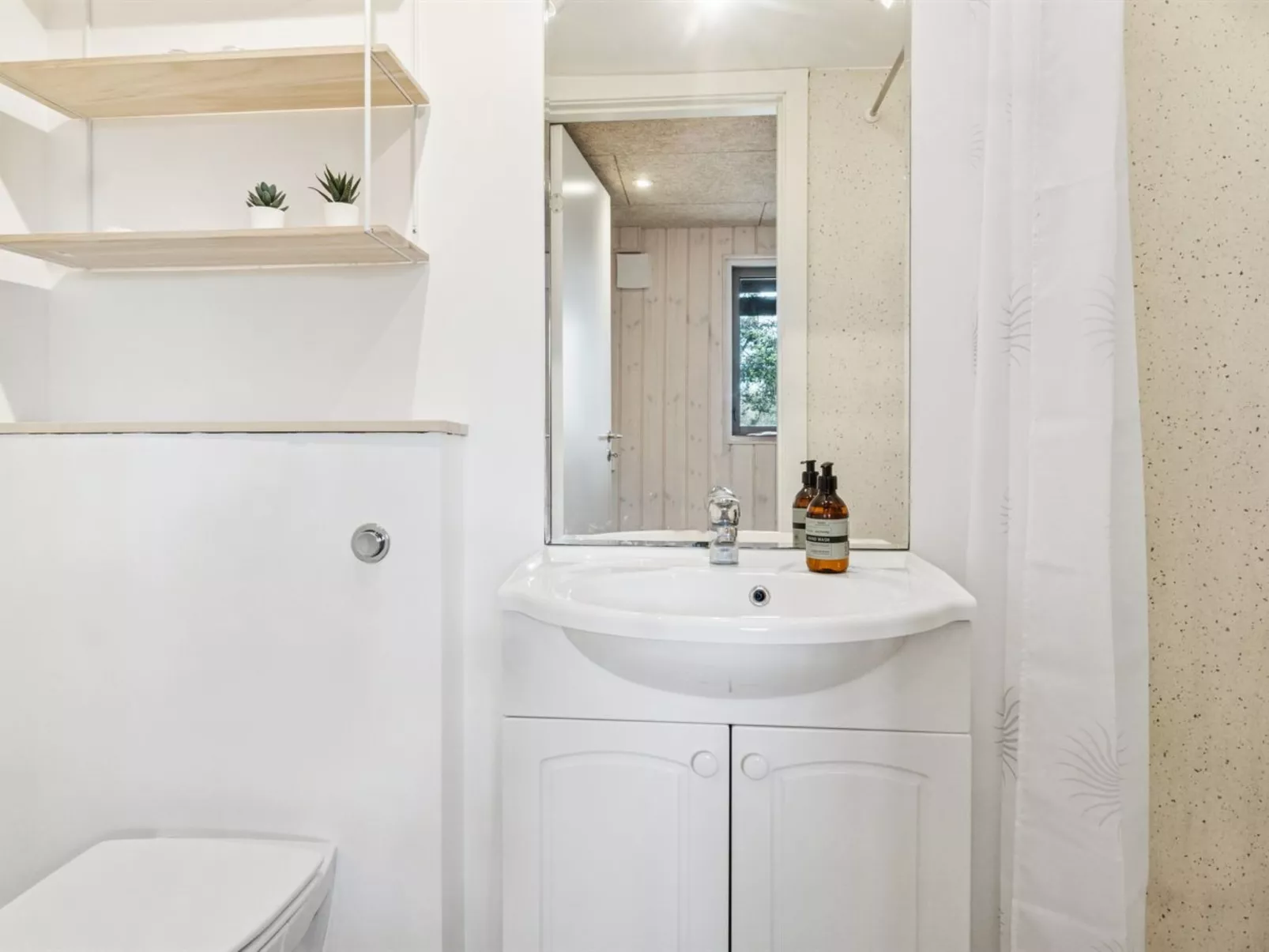 "Amaja" - 600m from the sea-Binnen