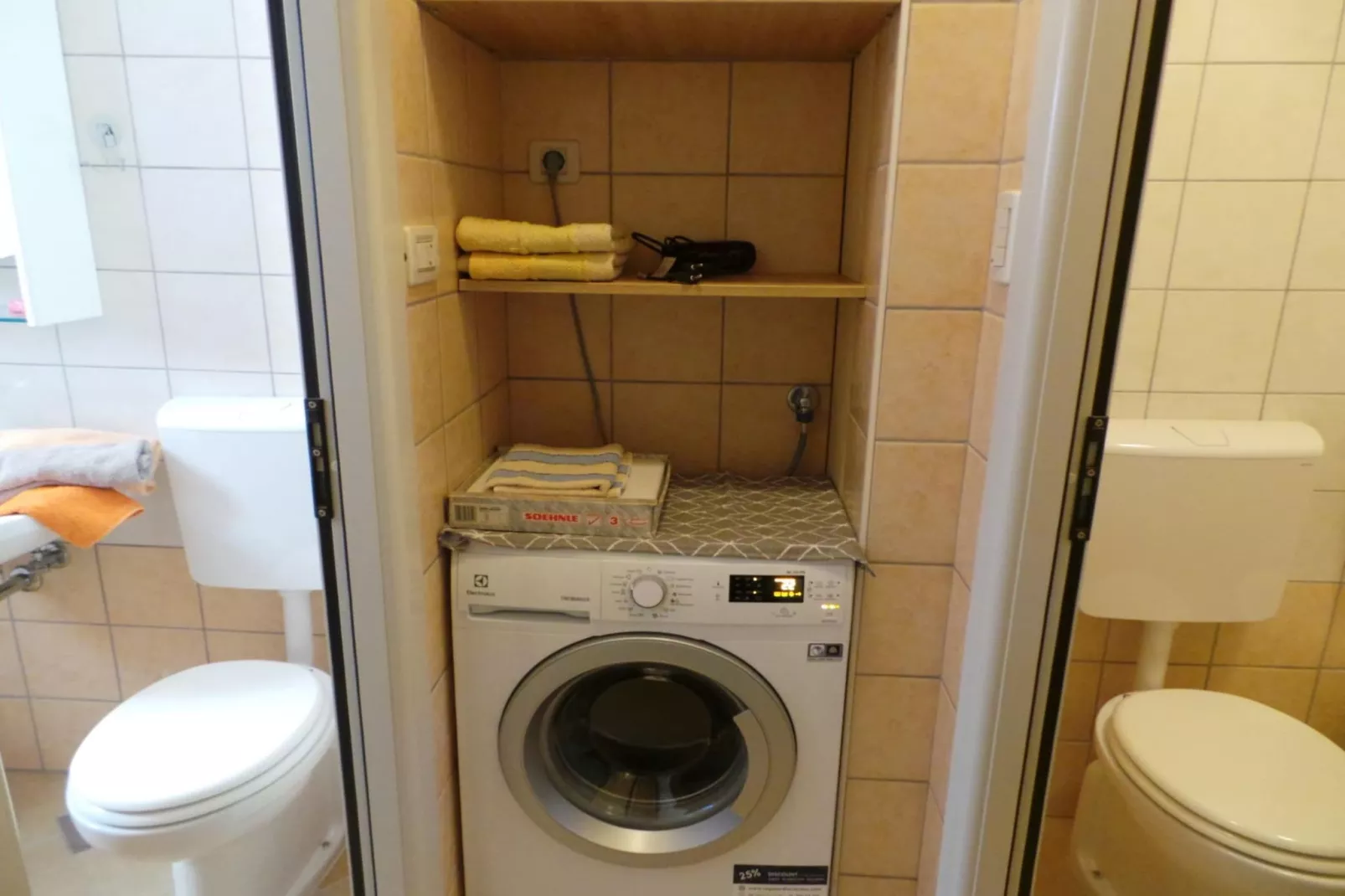 Superb Lovran Apartments with Sea Views - One Bedroom Apartment with Balcony-Badkamer