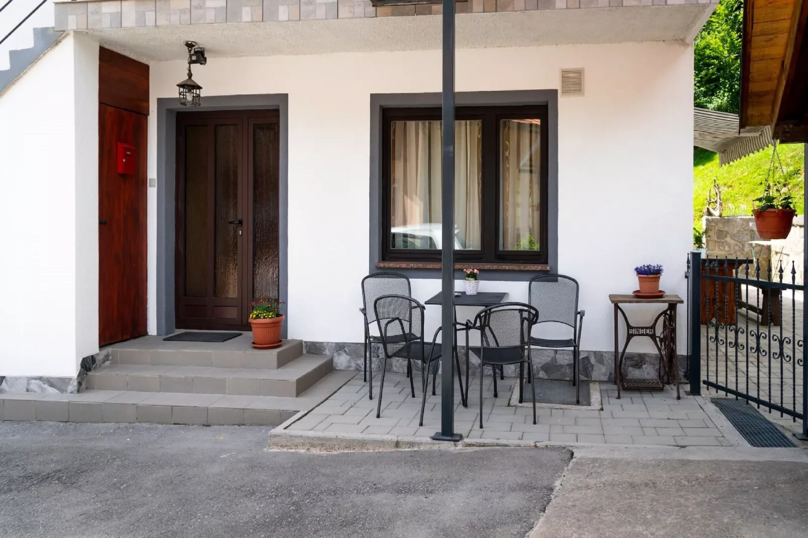 Groundflloor Apartment  with Terrace A1 ( Green Area )-Buitenlucht