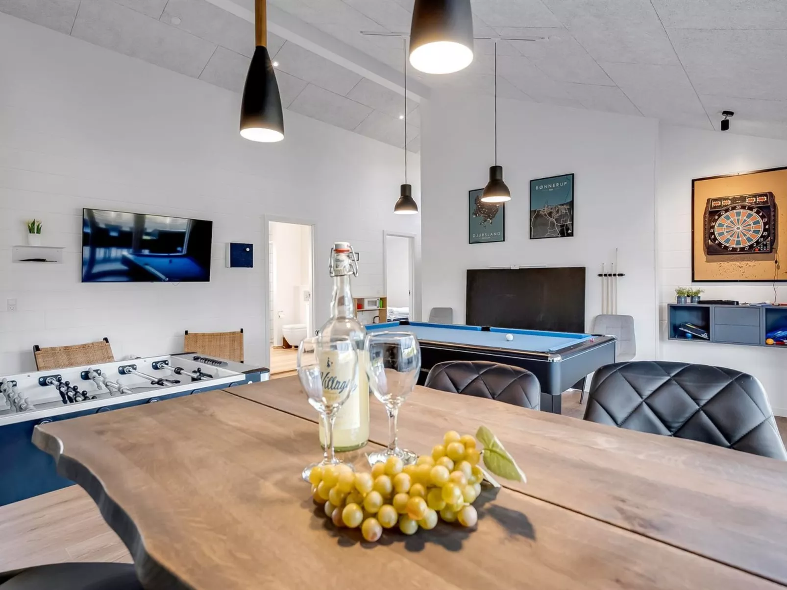 "Finulf" - 300m from the sea-Binnen