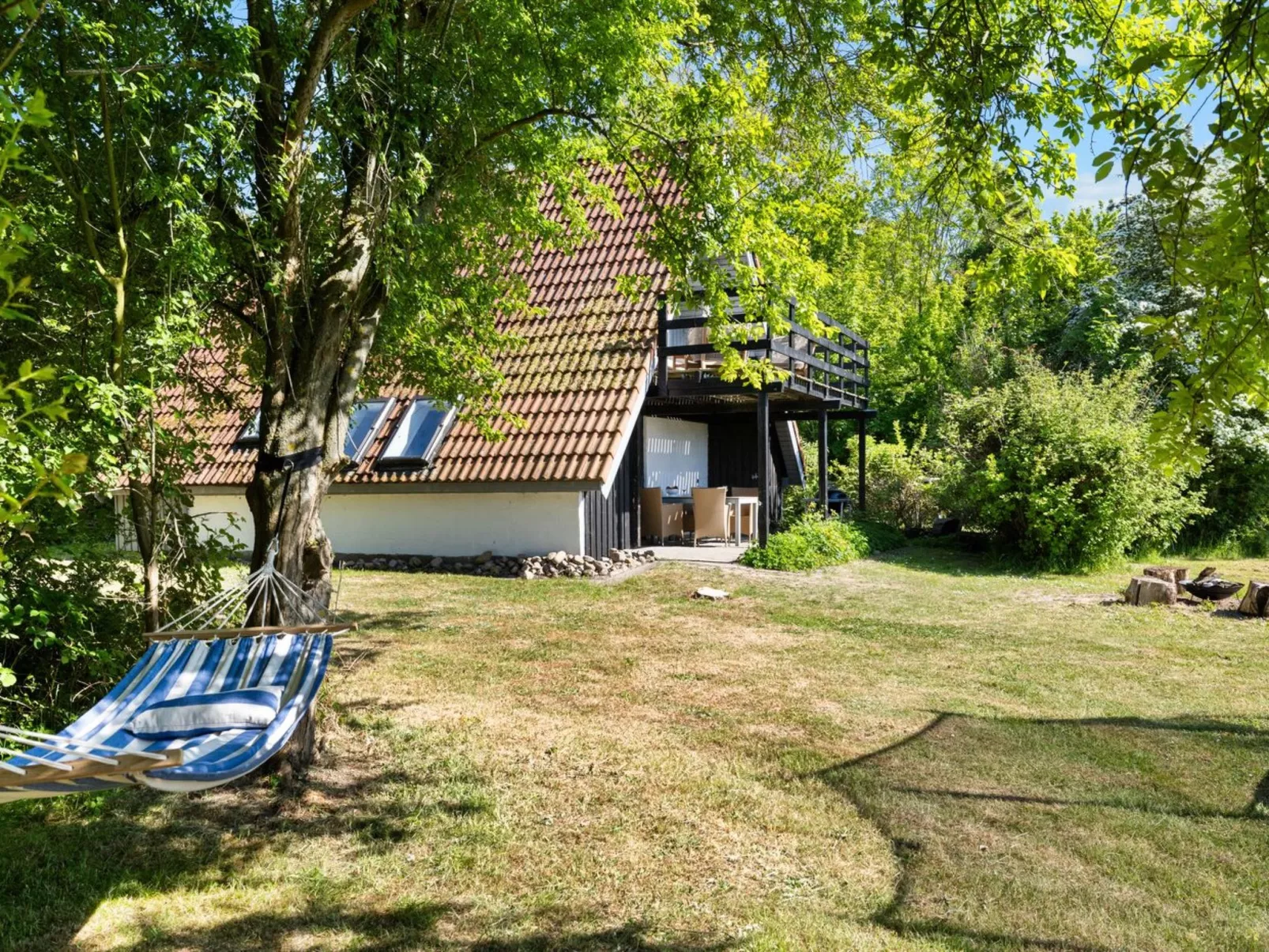 "Sunna" - 1km from the sea-Buiten