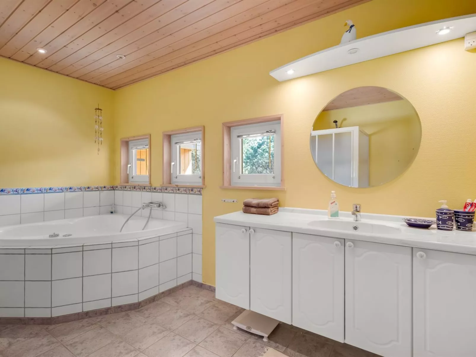 "Jeip" - 2.1km from the sea-Binnen