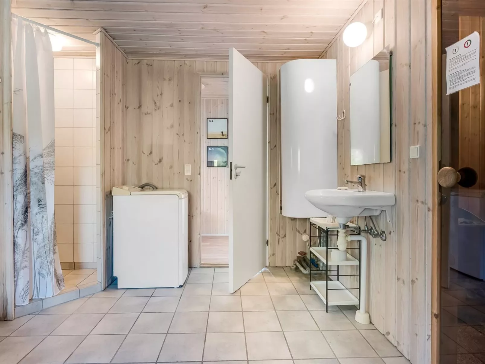 "Tatianna" - 100m from the sea-Binnen