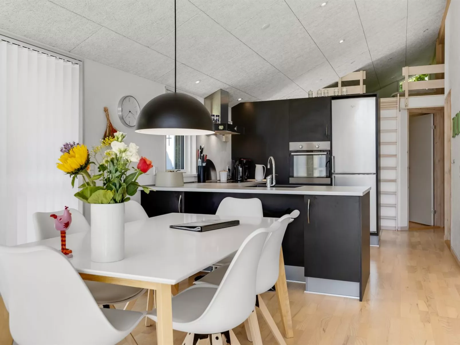 "Alfwin" - 300m from the sea-Binnen