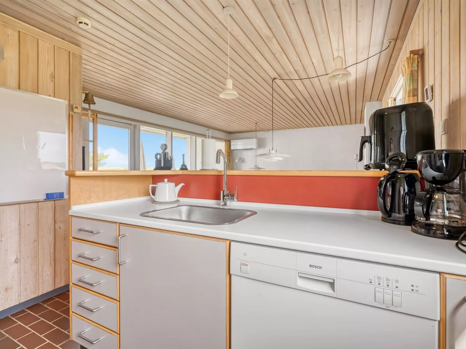 "Aike" - 1km from the sea-Binnen