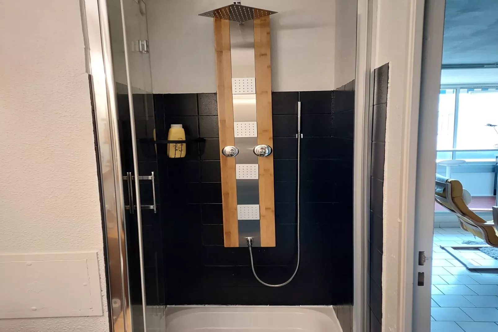 Les Floralies II N°3376 - 2P4-Badkamer