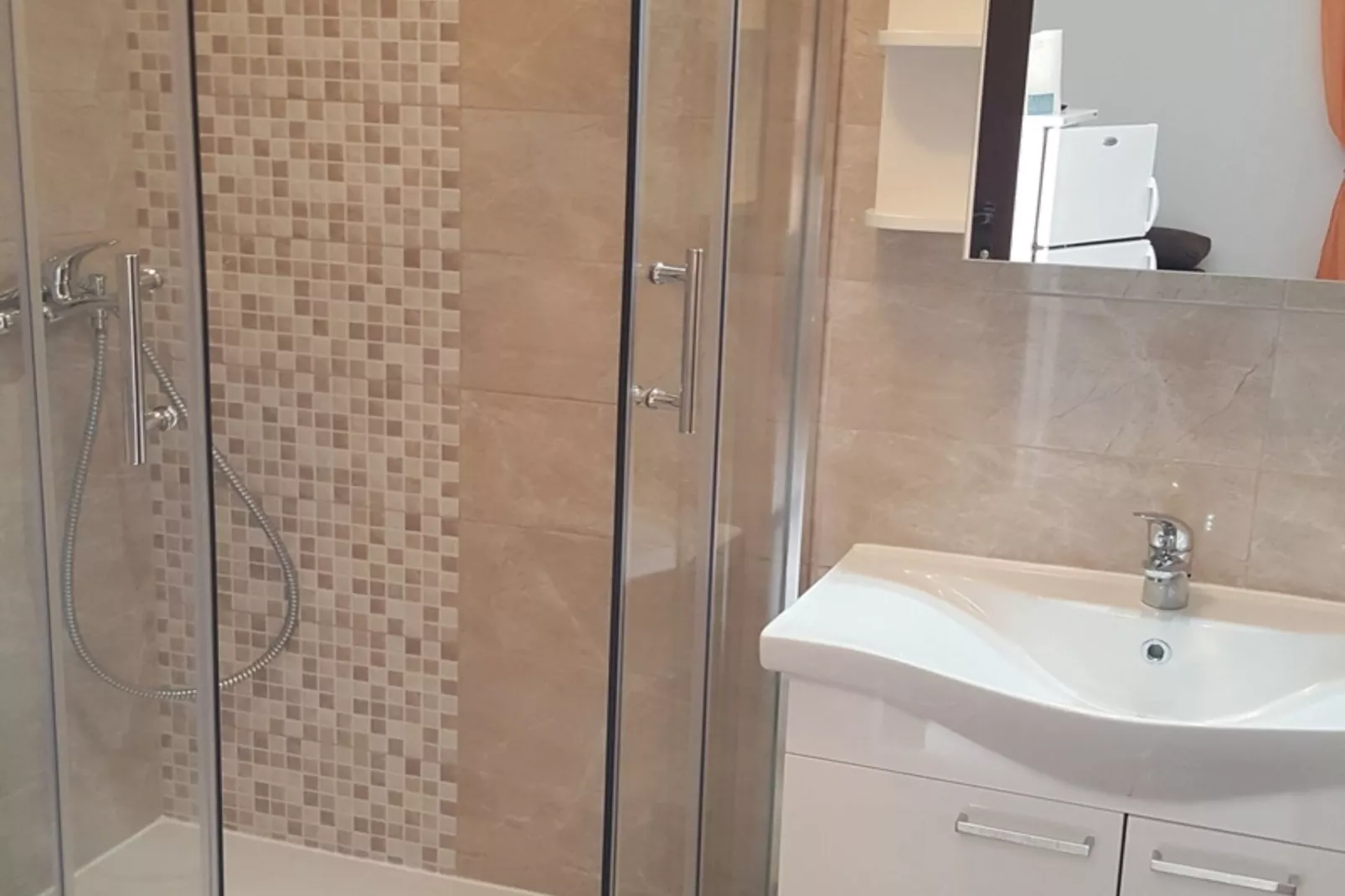 Apartments Ivan Supetar - Two Bedroom Apartment with Terrace no1-Badkamer