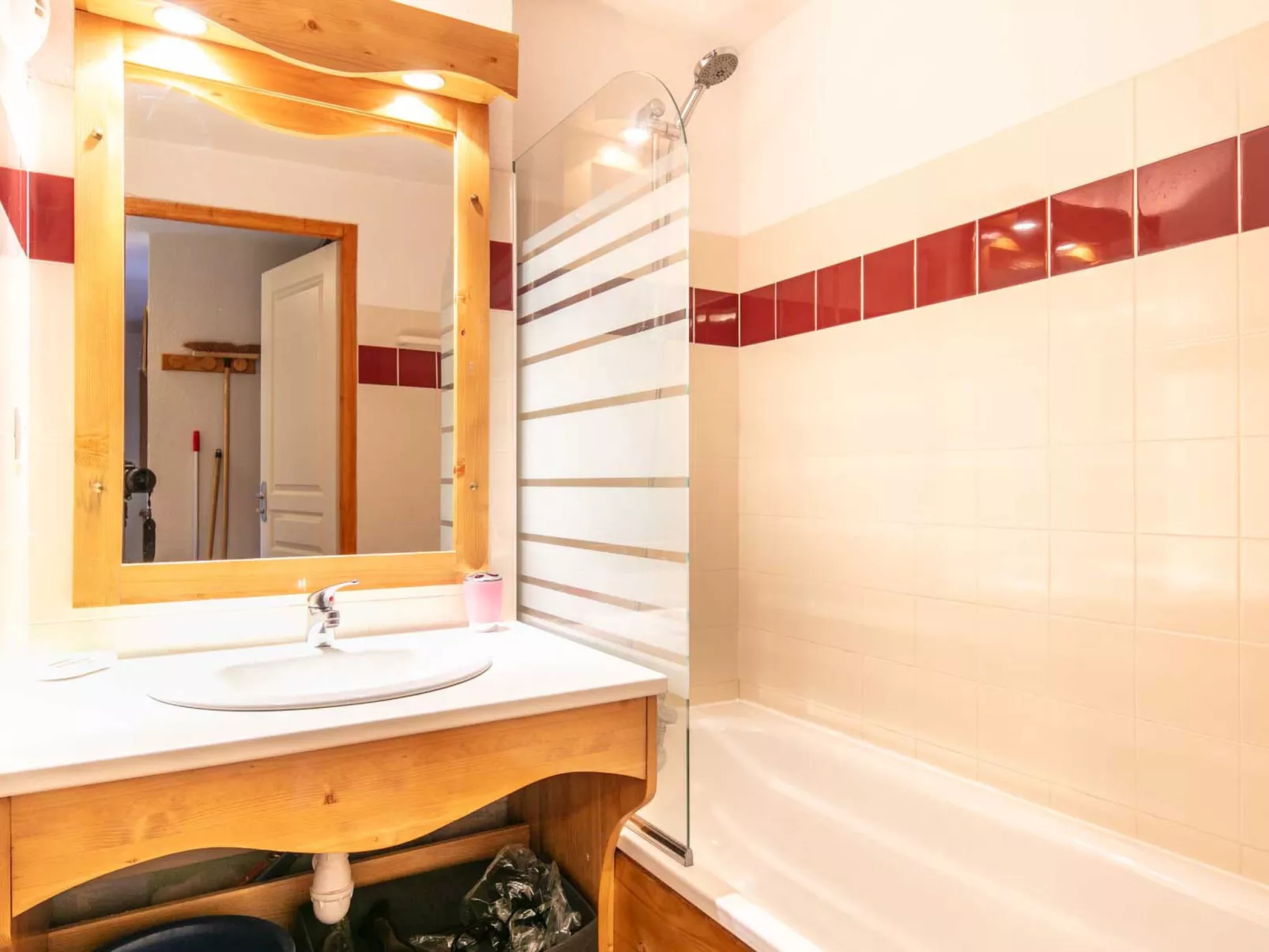 V du Bachat Joubarbes E-Binnen