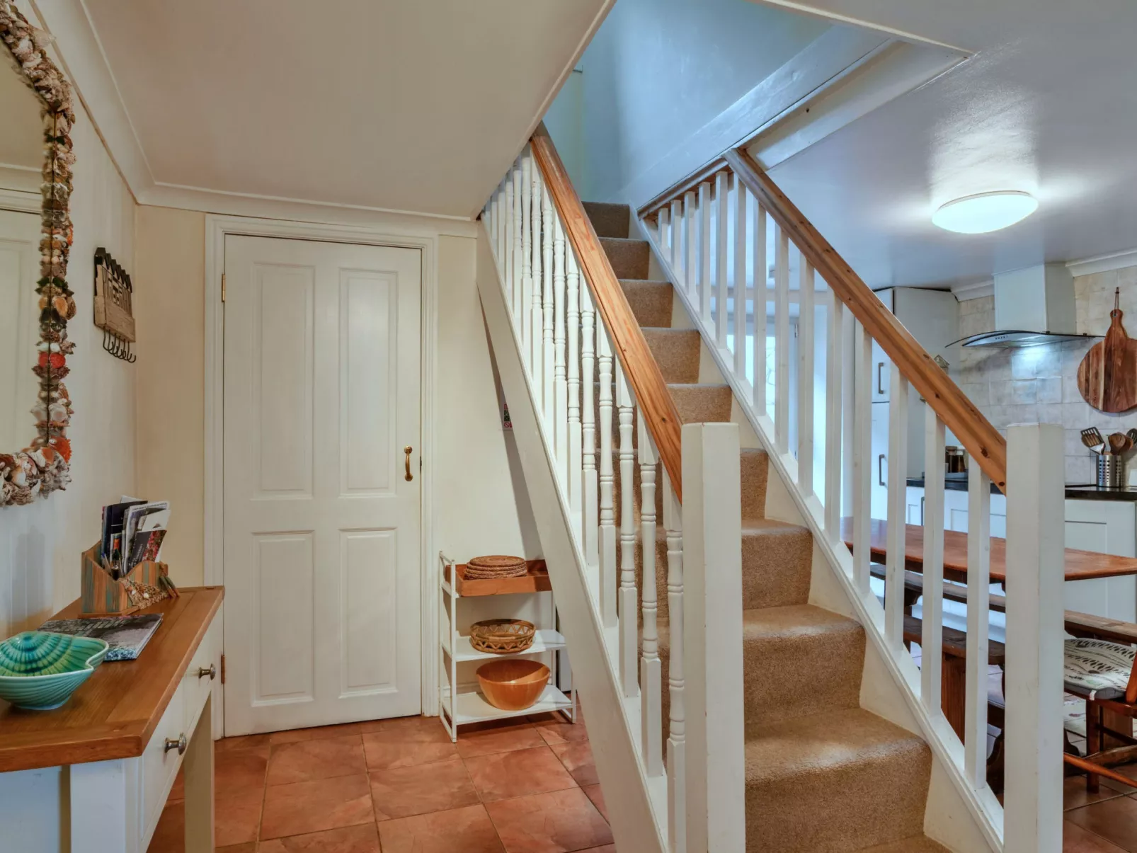 Nor Nour, Cawsand-Binnen