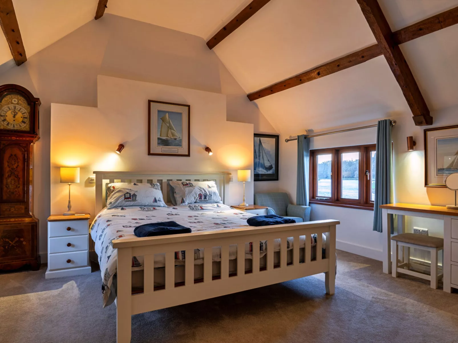 Lower Netherdowns-Binnen