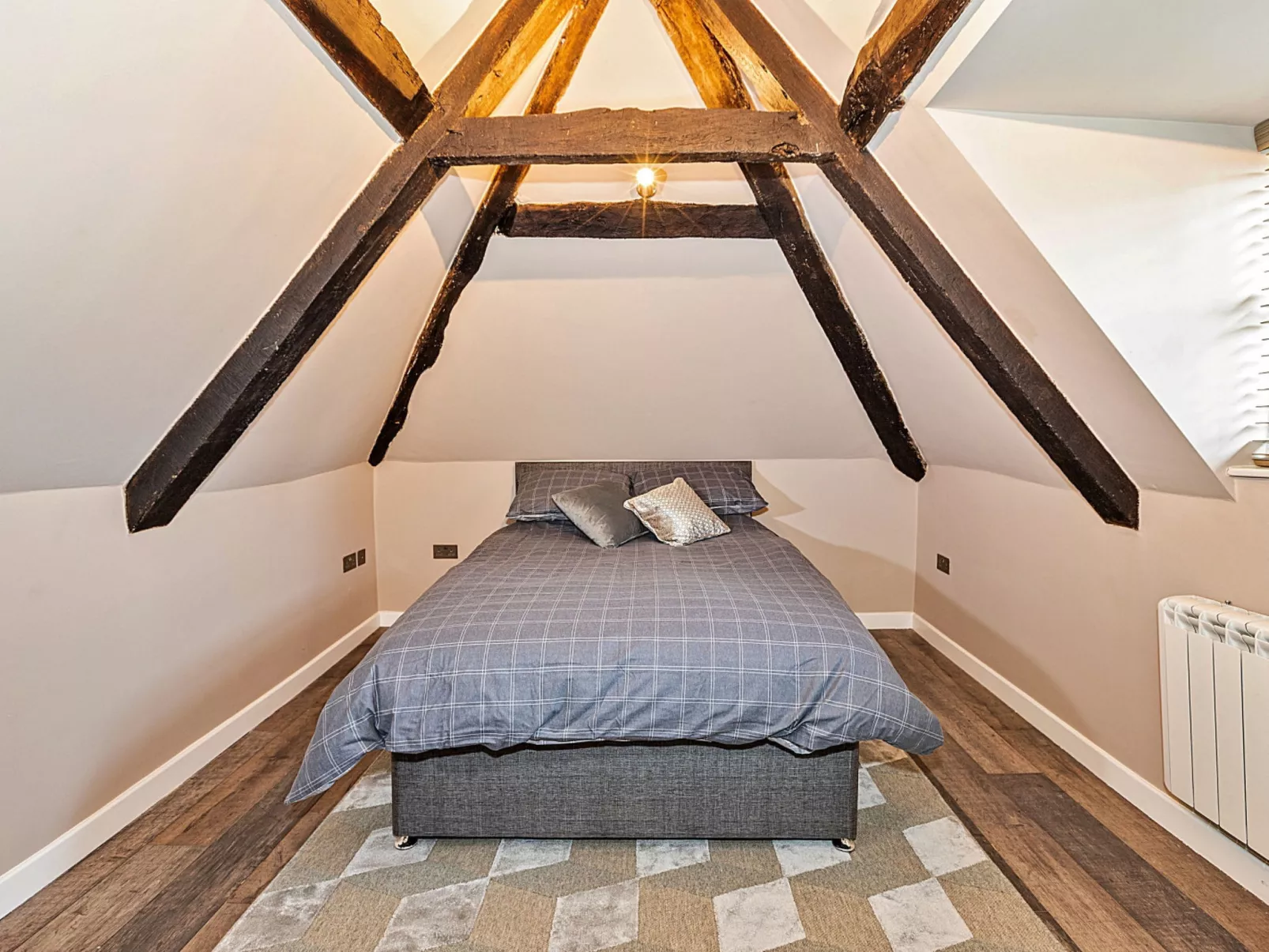 Ttich Manor Retreat-Binnen