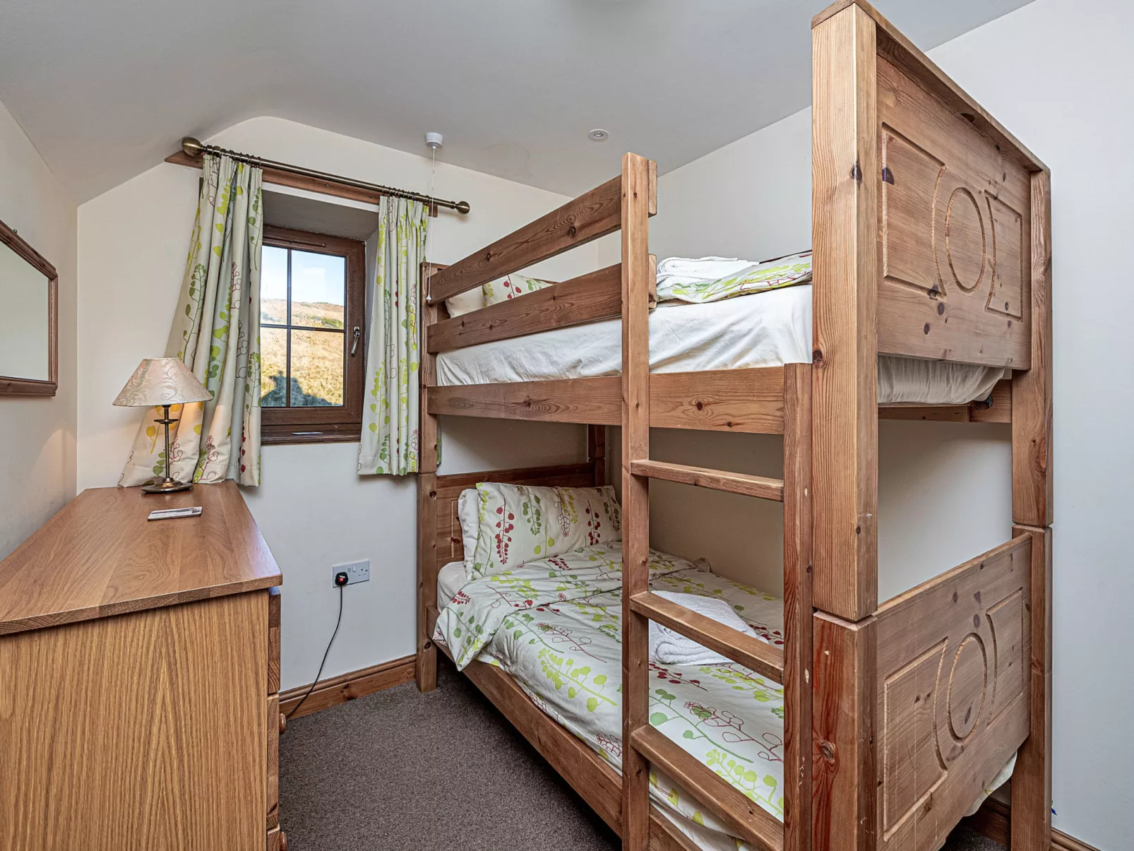 Llechwedd Mawr-Binnen