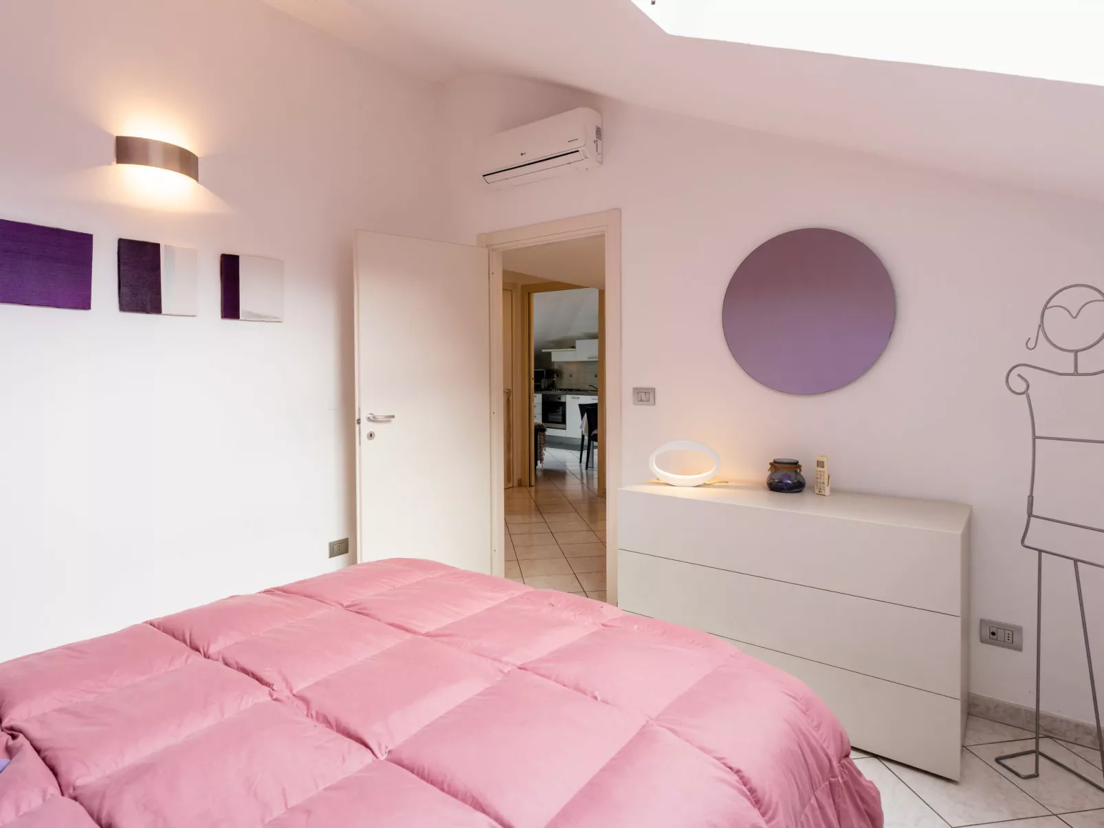 By Center and Sea-Binnen