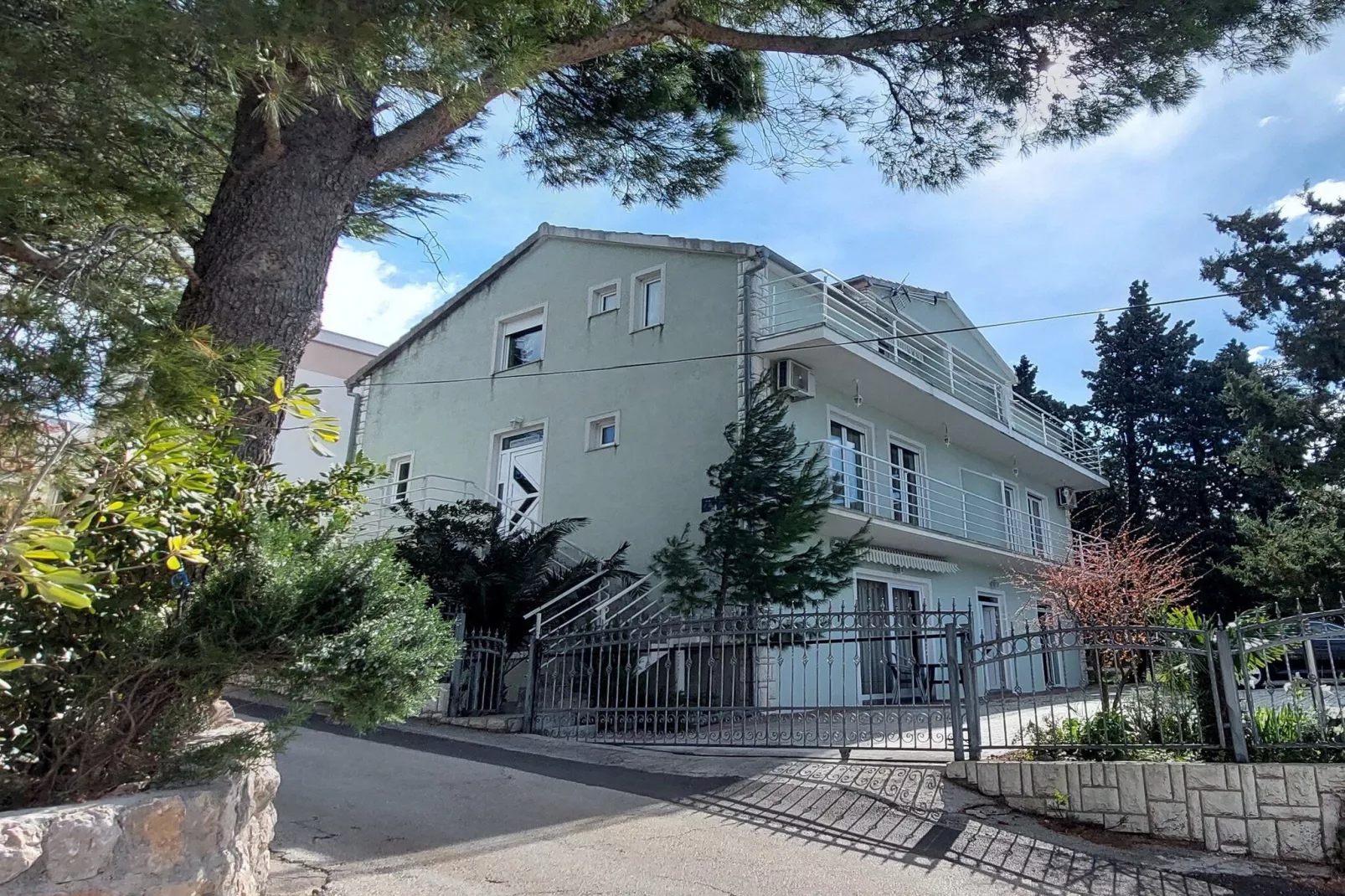 Apartments Smokvica - Superior One Bedroom Apartment with Balcony with Sea View (Apartment 2)-Buitenlucht