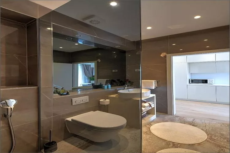 Deluxe Double Room with Balcony and Sea View (1)-Badkamer