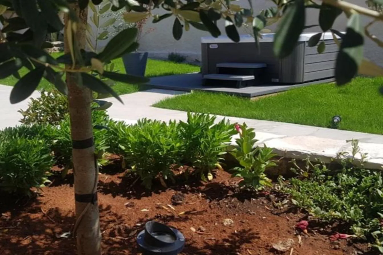 Deluxe one bedroom apartment (A3)-Buitenlucht