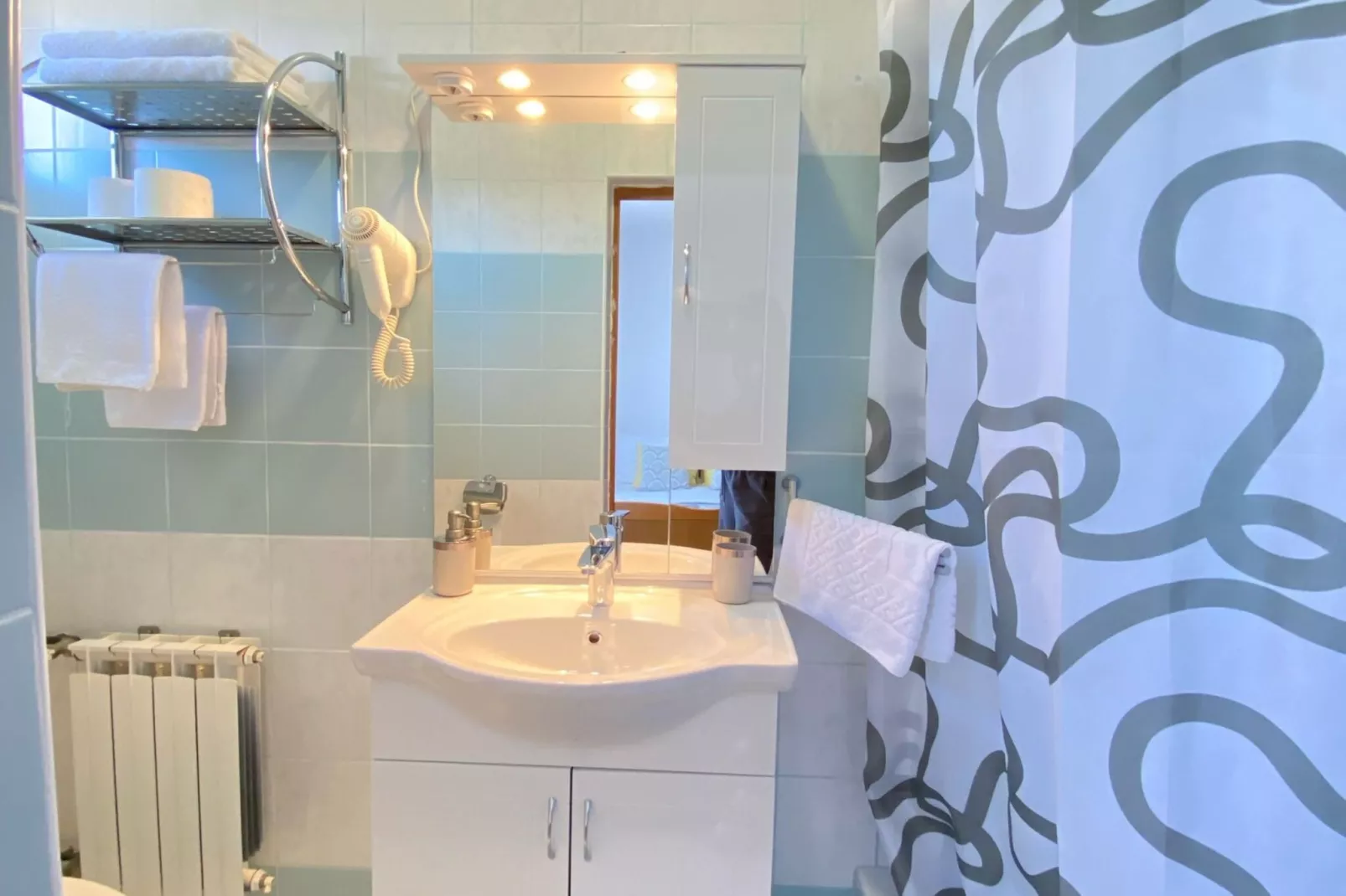 Standard Twin 2-Badkamer